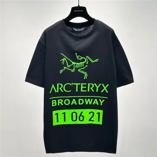 Arcteryx  T Shirt