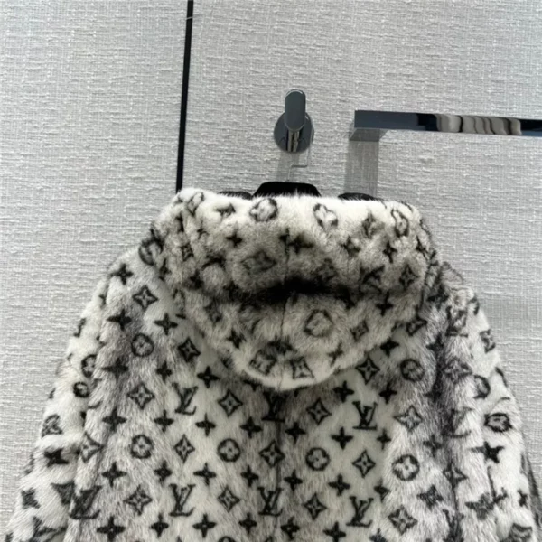 2022fw Louis Vuitton Mink coat