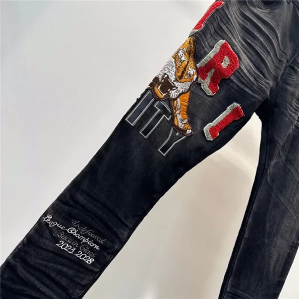 2023 Amiri Jeans