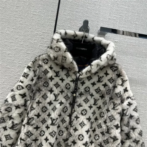 2022fw Louis Vuitton Mink coat