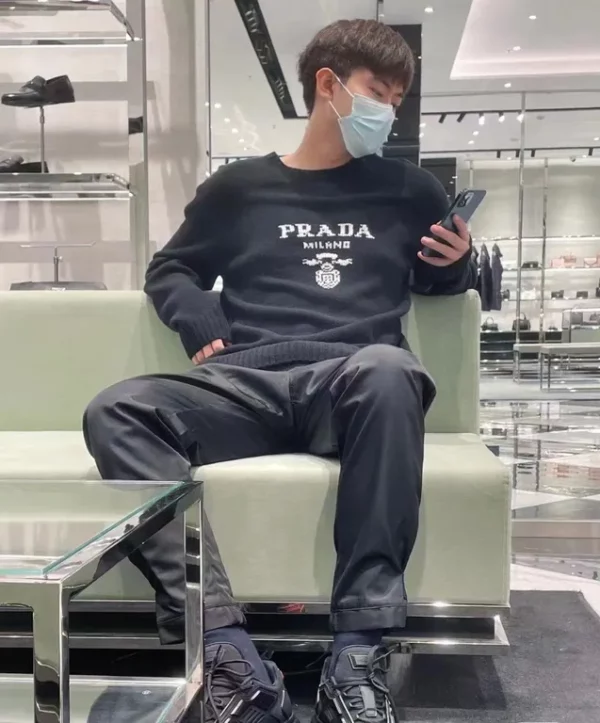 2023fw Prada Sweater