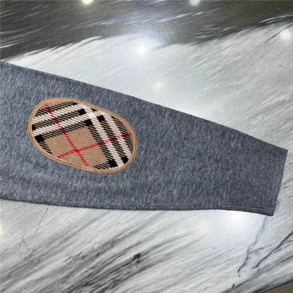 2023fw Burberry Cardigan sweater