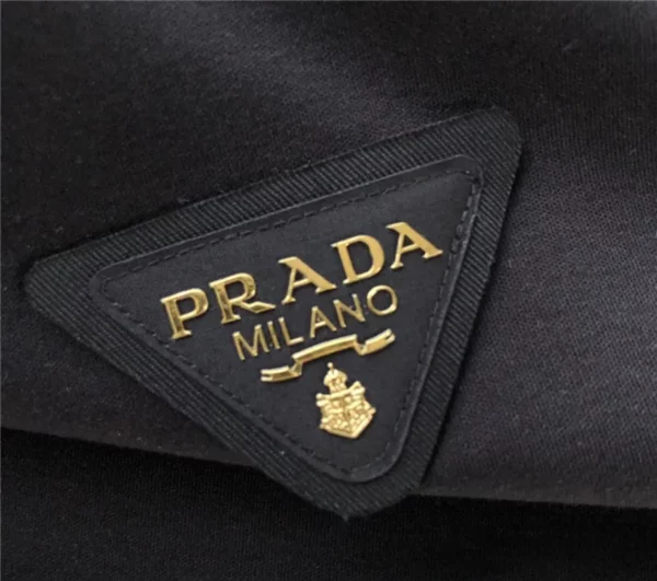 2023fw Prada Sweater