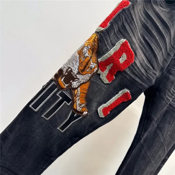 2023 Amiri Jeans