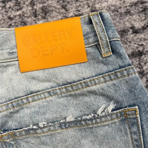 2023 Gallery Dept Short Jeans