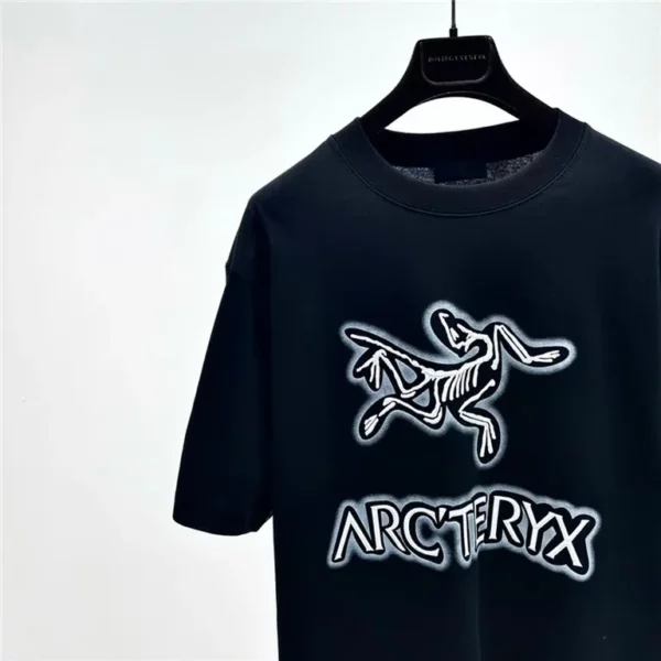 Arcteryx  T Shirt