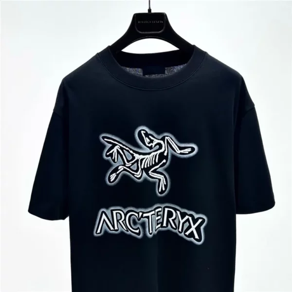 Arcteryx  T Shirt