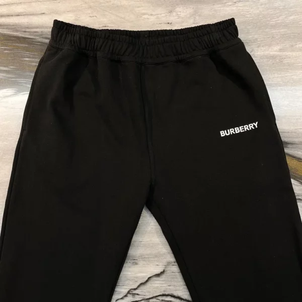 2023 Burberry Sweaterpants