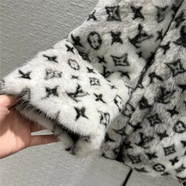 2022fw Louis Vuitton Mink coat