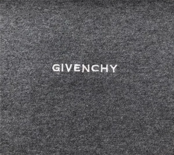 2023fw Givenchy Sweater