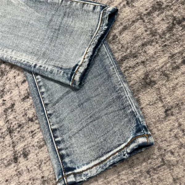 Amiri Jeans