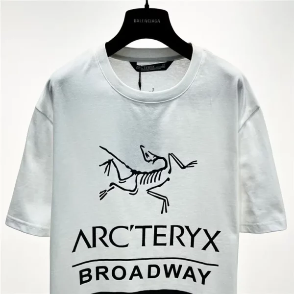 Arcteryx  T Shirt