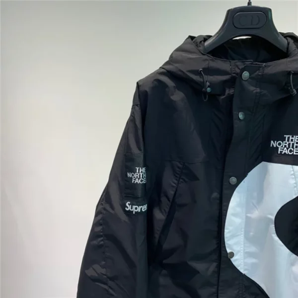 Supreme x The North Face Jacket