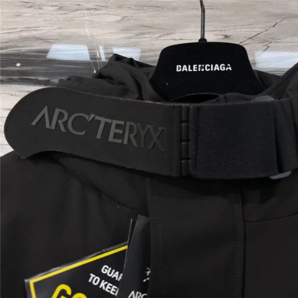 Arcteryx  Jacket