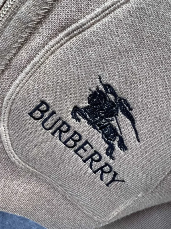 Burberry flying cardigan