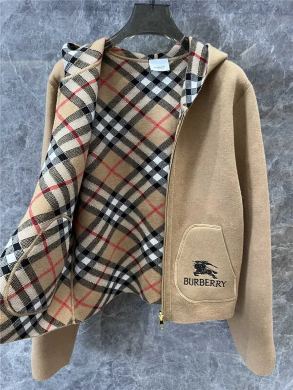 Burberry flying cardigan