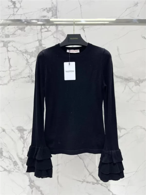 valentino round neck knitted long sleeve