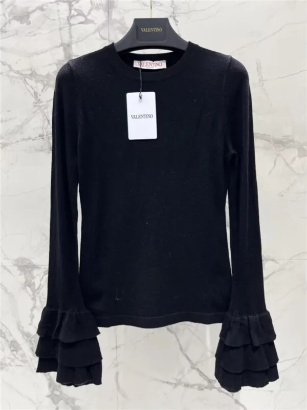 valentino round neck knitted long sleeve