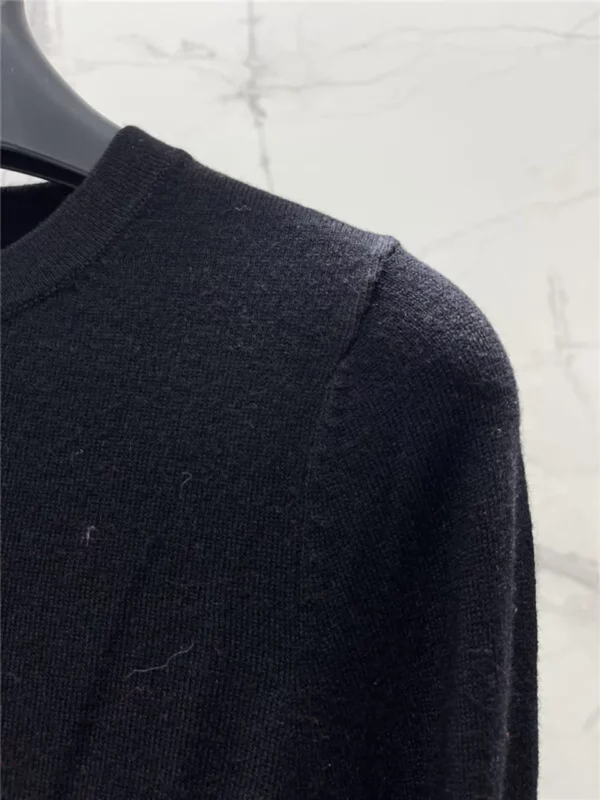 valentino round neck knitted long sleeve