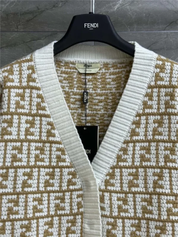 Fendi letter jacquard cardigan