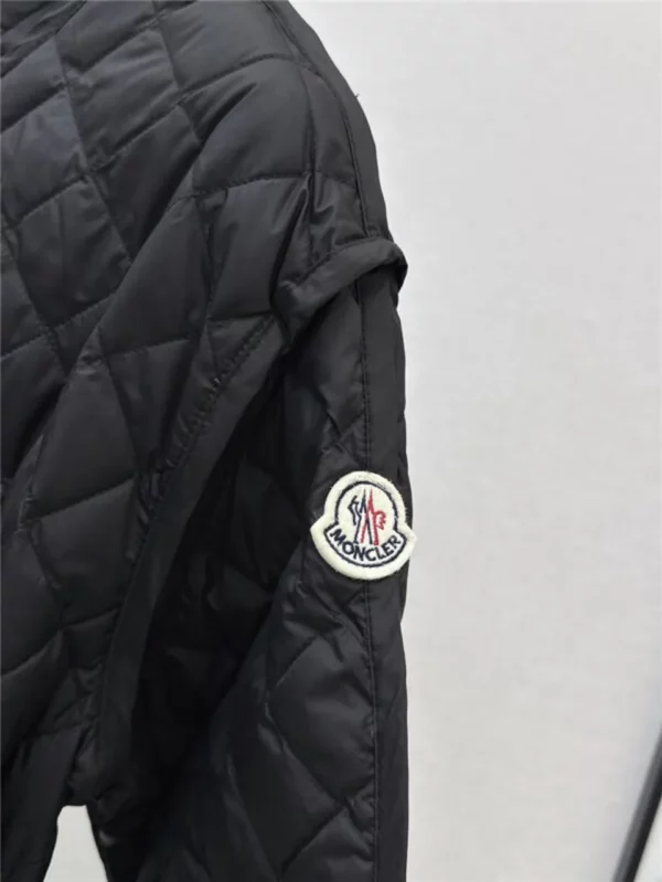 moncler waist round neck down jacket