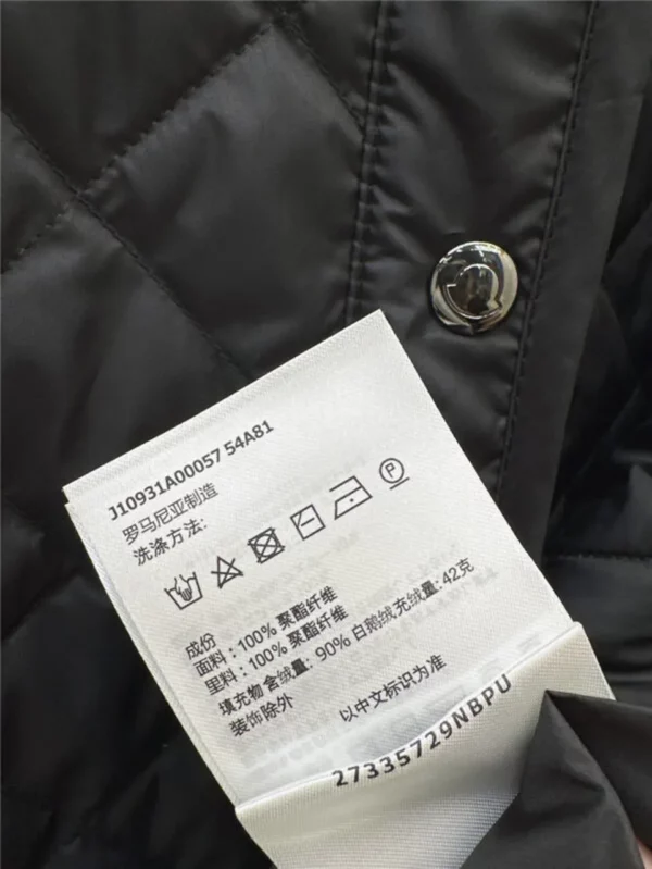 moncler waist round neck down jacket