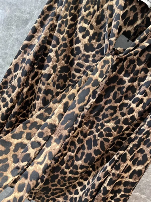 YSL leopard print ribbon long sleeved shirt