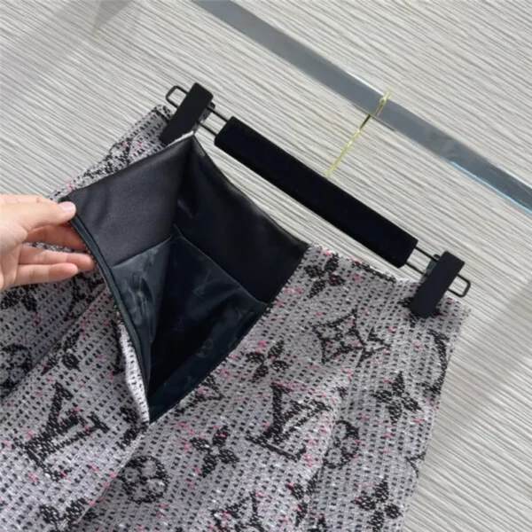 louis vuitton LV new skirt - Replica Louis Vuitton