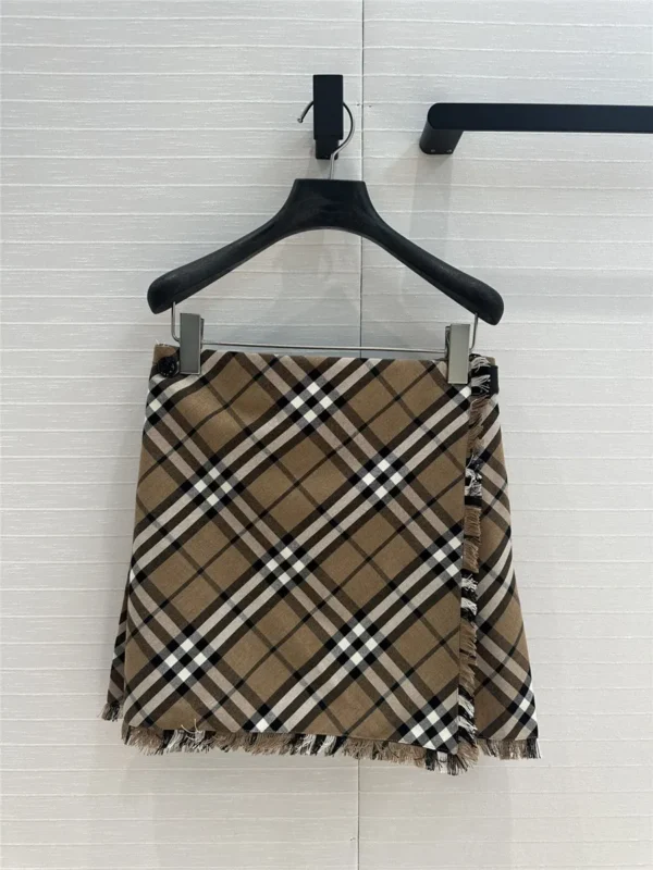 Burberry Preppy Pleated Skirt