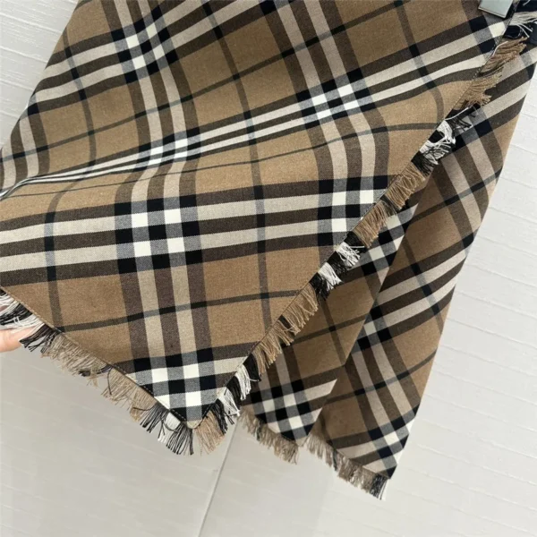 Burberry Preppy Pleated Skirt