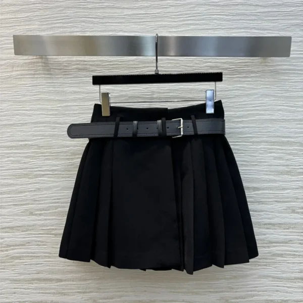 Dior belt pleated skirt