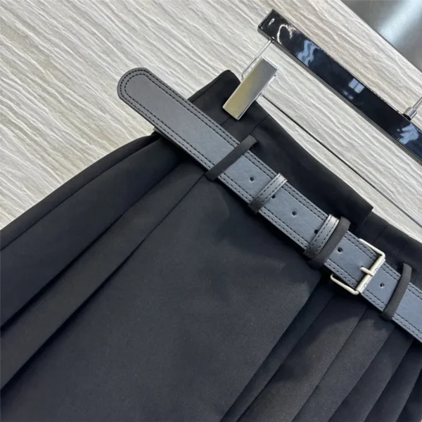 Dior belt pleated skirt